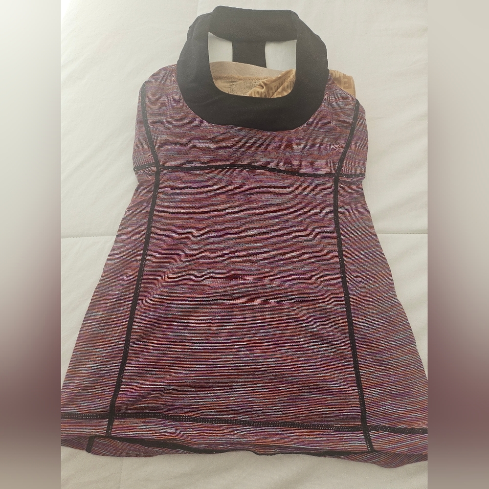 Lululemon size 4 - Picture 2 of 3